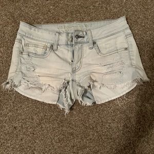 American Eagle low rise, short shorts
